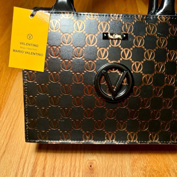 Valentino Black Gold Monogram Tote Medium Tote Bag, Brand New 🔥 - Picture 4 of 6